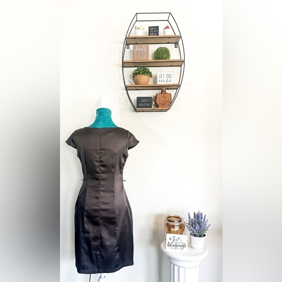 Tailored Dress Barn Little Chocolate Dress - Perfect for Any Occasion, Size 6 - Picture 6 of 15